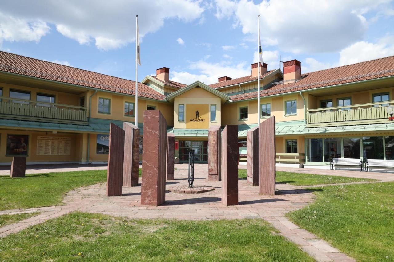 Vasaloppsmalet - Hostel Mora - Malkullans Vandrarhem المظهر الخارجي الصورة